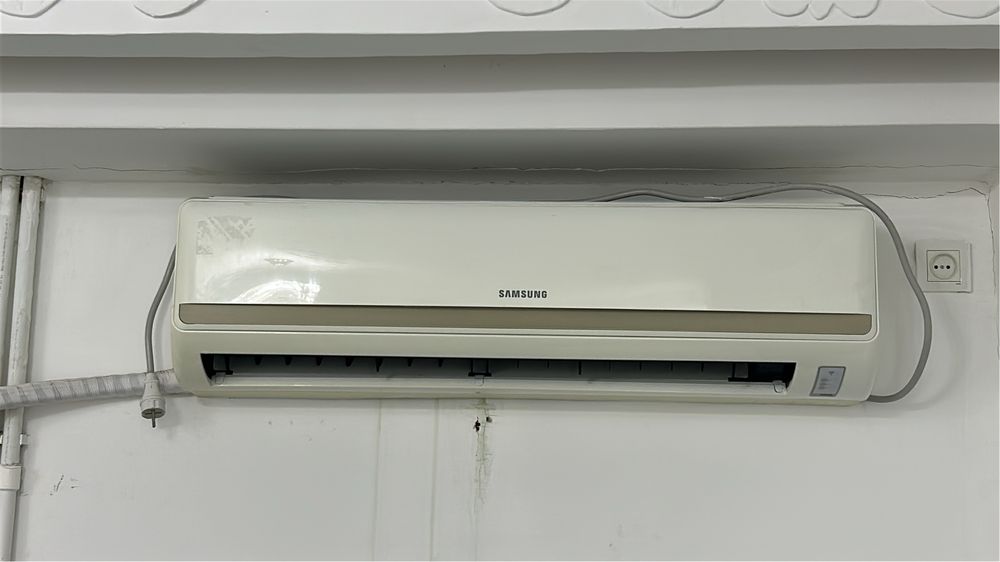 Кондиционер продам срочноо