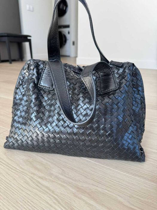 сумка в стиле Bottega