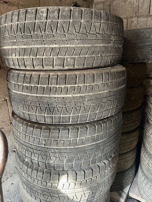 225/55/R17  комплект