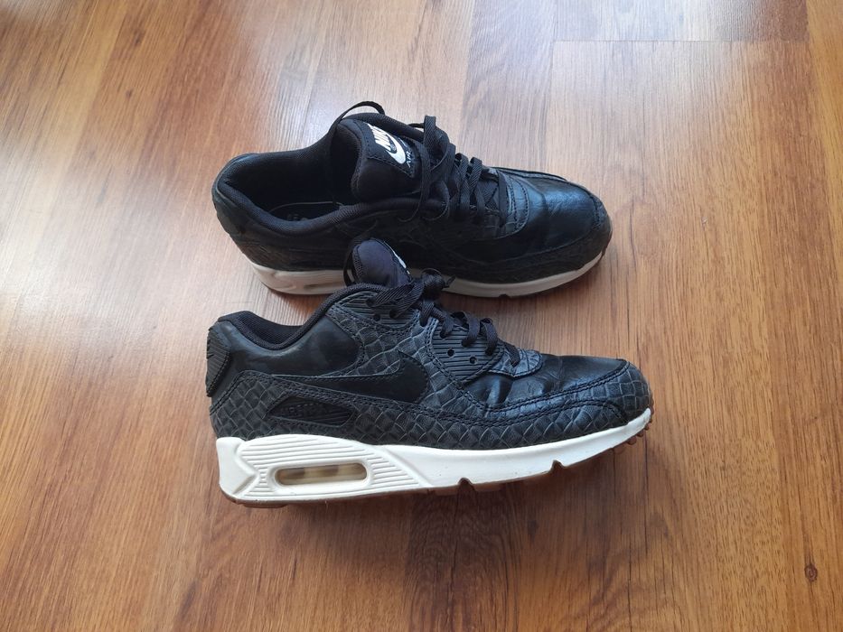 Nike Air max 90 Premium маратонки 37.5 номер.