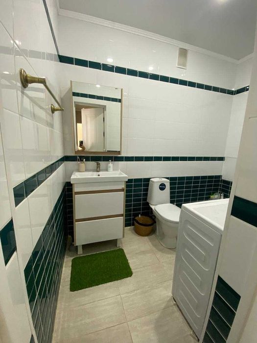 Продам 2 кв на Батыс 2