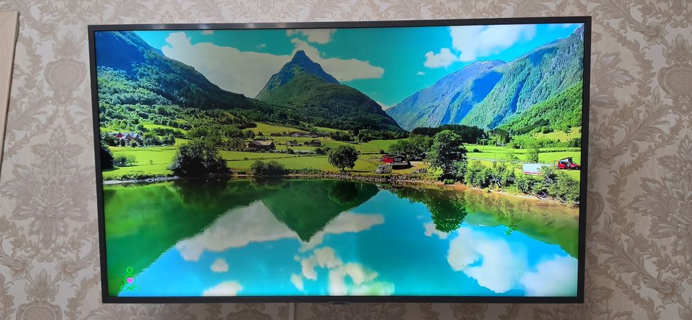 Смарт телевизор Samsung, диагональ 110см