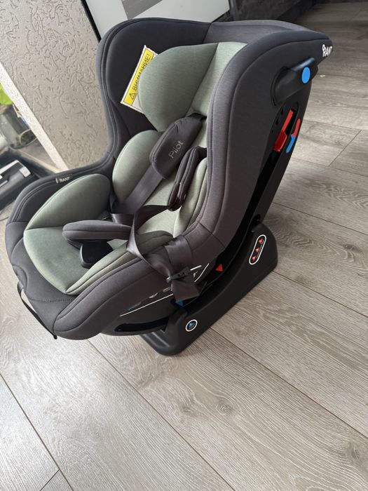 Продам автокресло