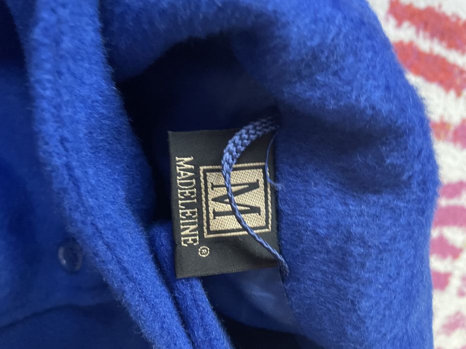 Вълнено късо палто