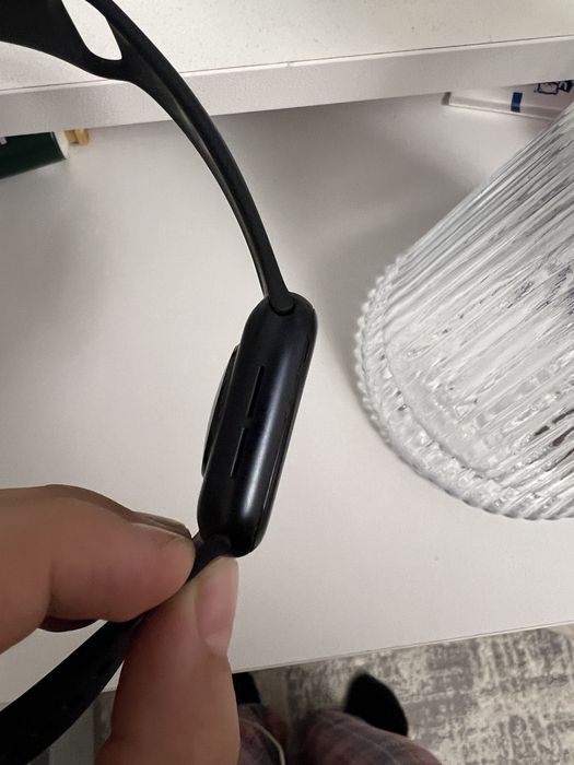 Продам Apple Watch чёрного цвета.