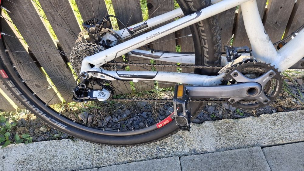 Bicicleta full suspension rocky mountain 29