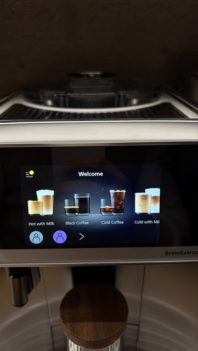 Philips Café Aromis серия 8000 с AI асистент