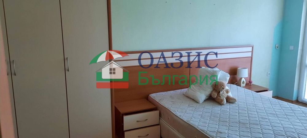 Осем двуетажни къщи в село Рогачево, Балчик, близо до Албена, площ на