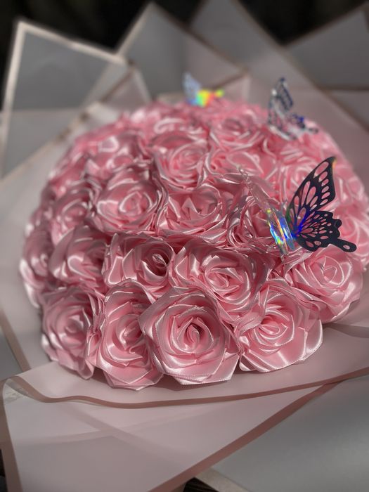 Букет из атласной ленты