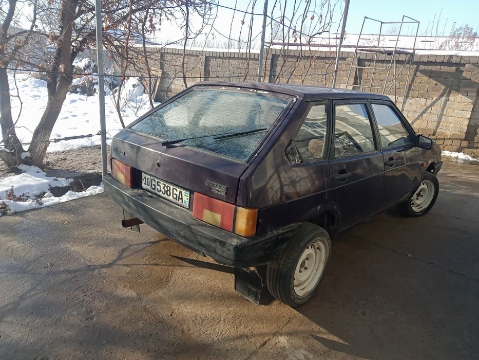 Toza moshina kelib korsela boladi