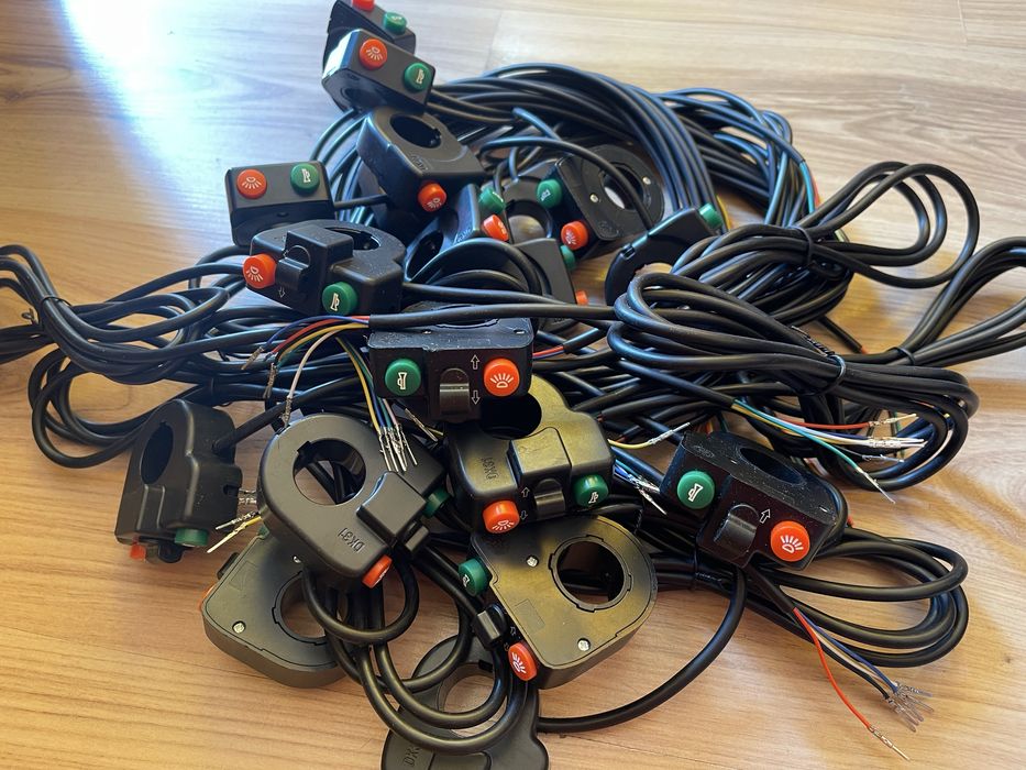 Ключ суич клаксун за електрическа триколка скутер