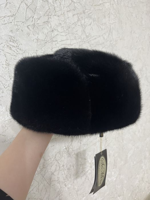 Продам норковую шапку ,размер 60