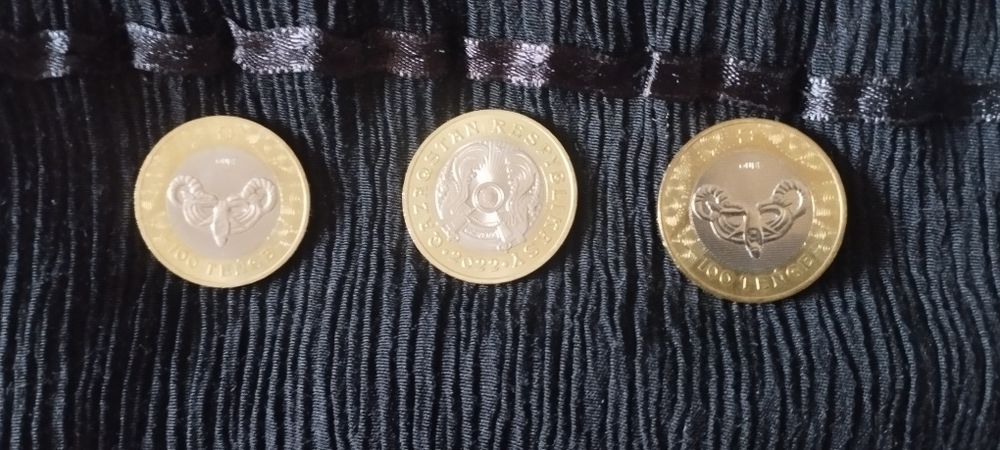 Монеты сакский стиль