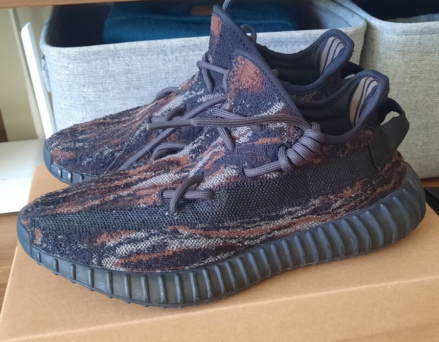 Маратонки adidas yeezy 350
