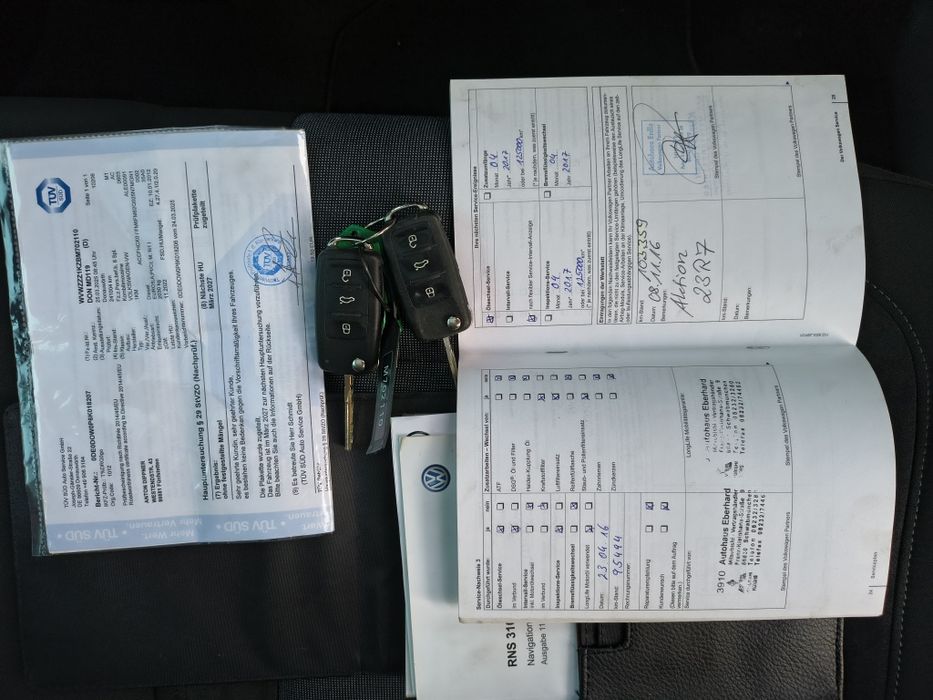 Volkswagen Golf VI Style 2,0 diesel 140 CP 2012 Trapa Navi Xenon