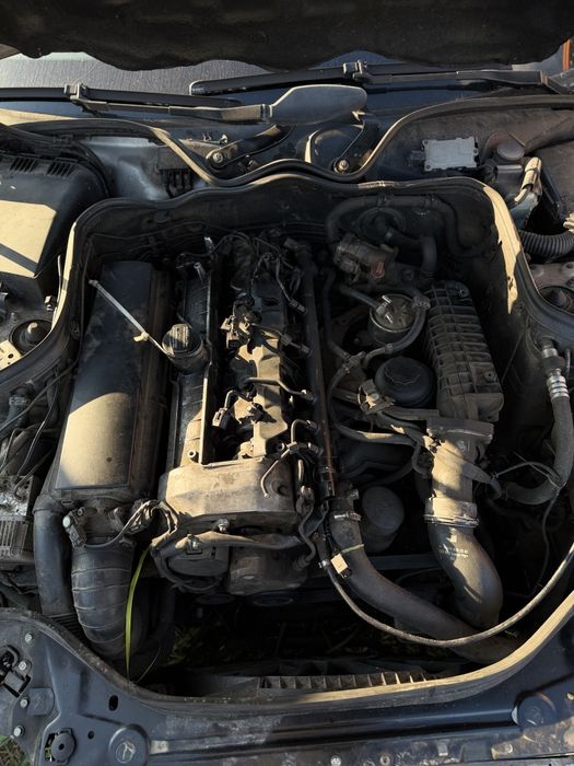 Mercedes (W211) E 270 CDI