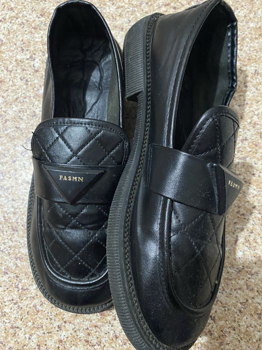 Женская  босаножка  продам .