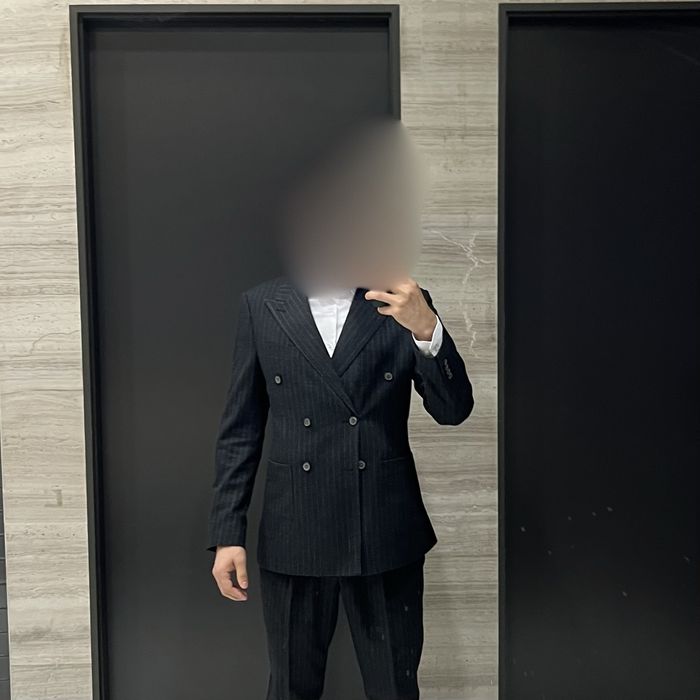 Двубортный костюм SHOQAN