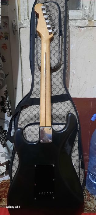Squier fender stratacaster made in Japon
