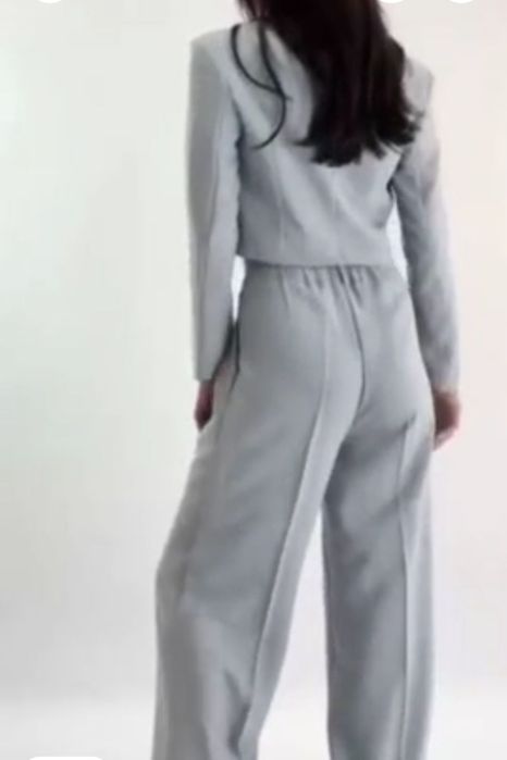 В наличии на скидке шикарная двойка