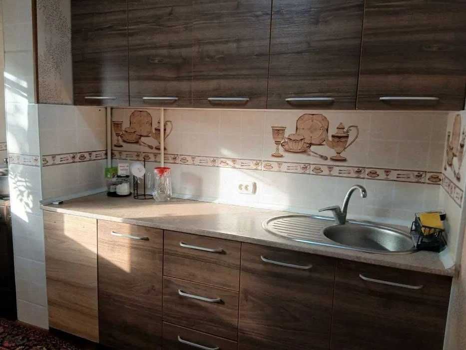 Юнусабад, 6-квартал — продаётся квартира 4-хона 4-комнат