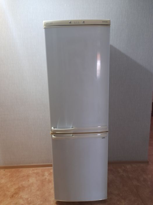 Холодильник Самсунг