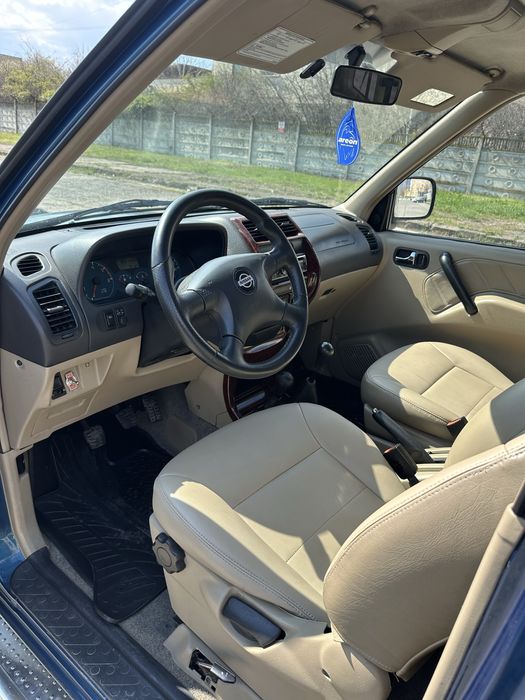 Nissan terrano 2.7 2001