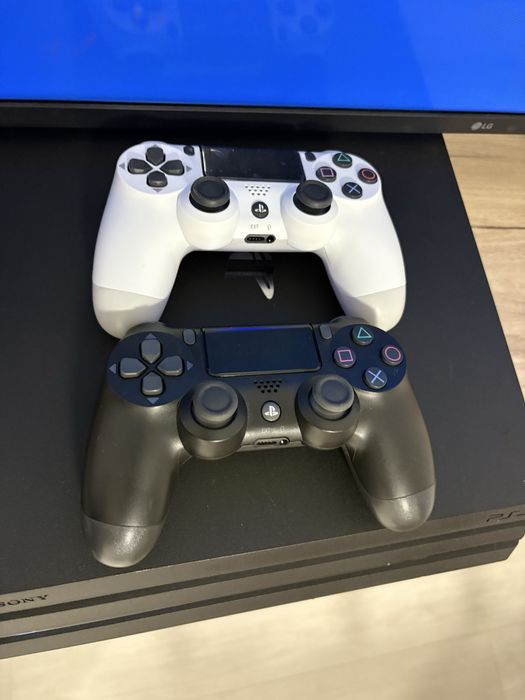 SALE! Sony Playstation 4 Pro Гаранция 12м
