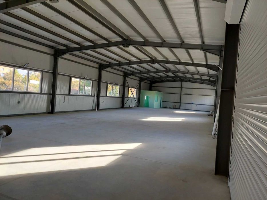 Дава се под наем Промишлена сграда в Казанлък - 430 кв.м за 1020 € - Снимка #5