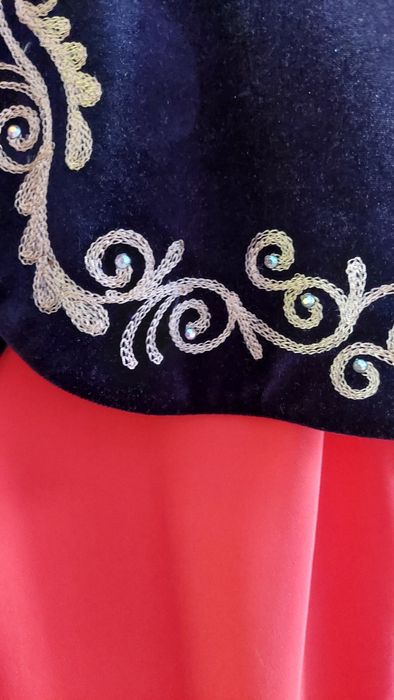 Камзолы  женские