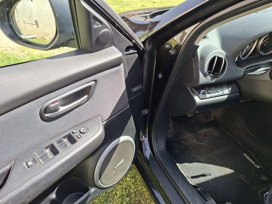 Продавам Mazda 6