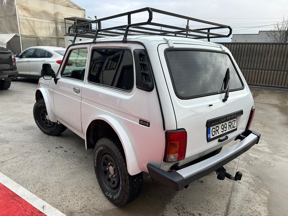 Lada niva fabricație 2009 preț 5000 e