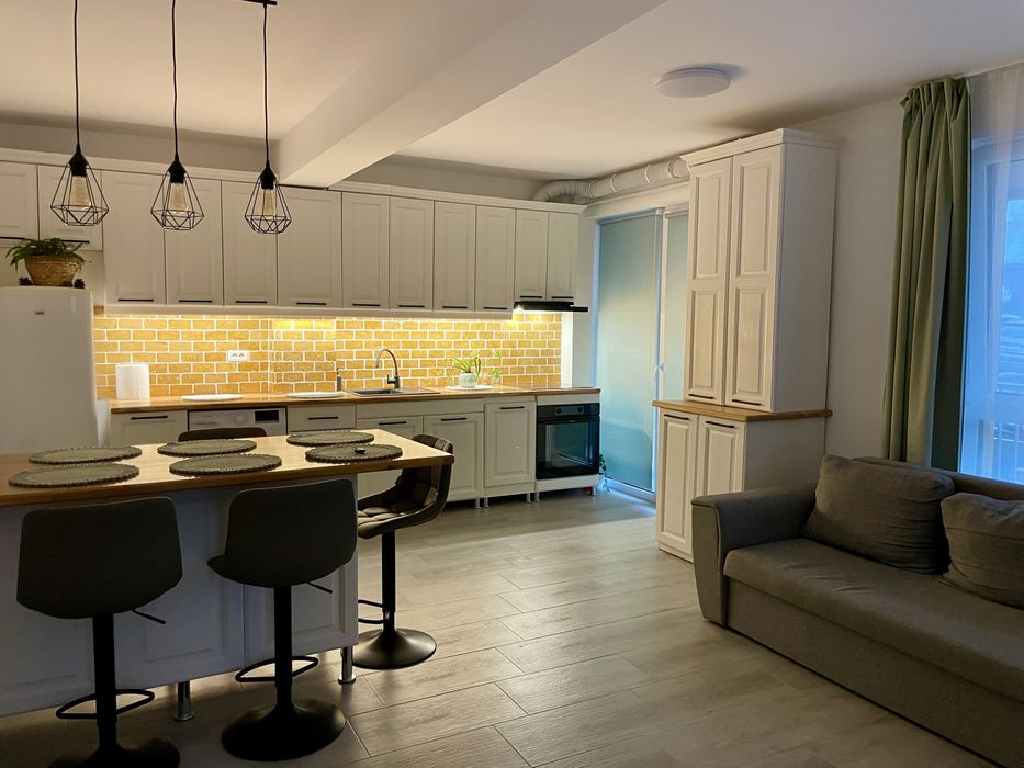 Inchiriez apartament Valea Lupului