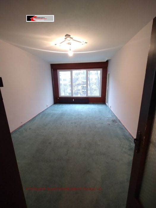 Дава се под наем Тристаен апартамент в София, Света Троица - 110 кв.м за 561 € - Снимка #10