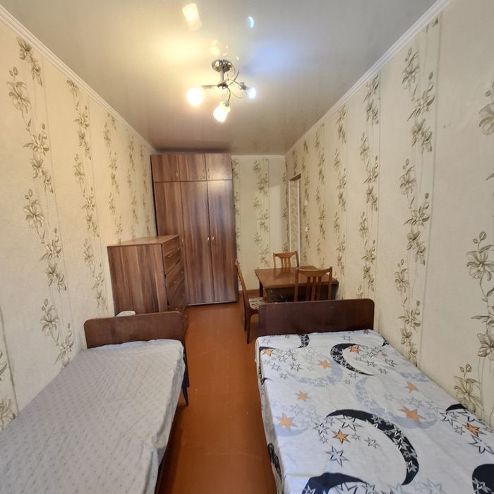 Продам 2хком квартиру район Гор.парка.