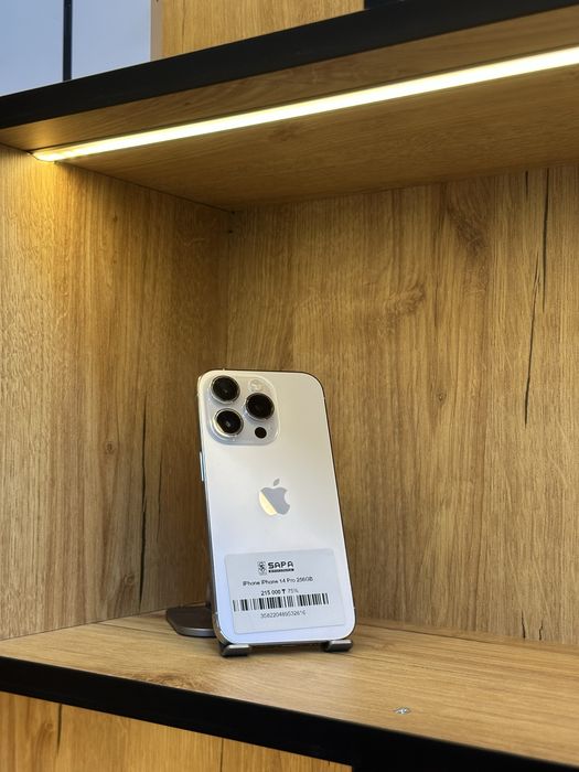 Iphone 14 pro silver 10/10