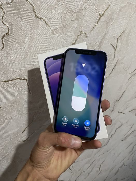 Продам Айфон 12 128гб