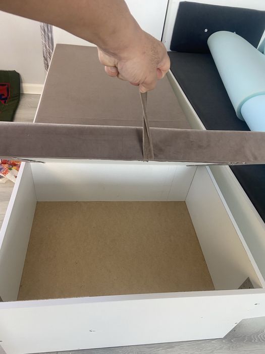 Готовый Кровать односпальные