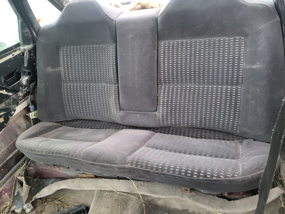 Продам по запчестям ауди 80 б3