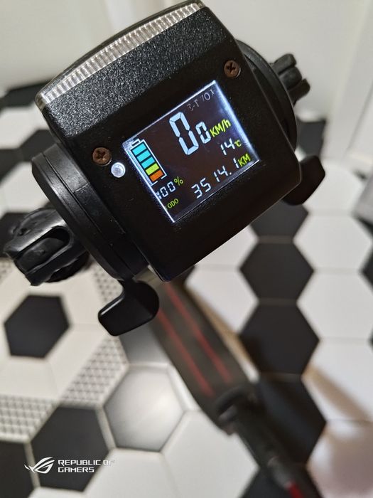 Trotineta E-Twow Booster Plus