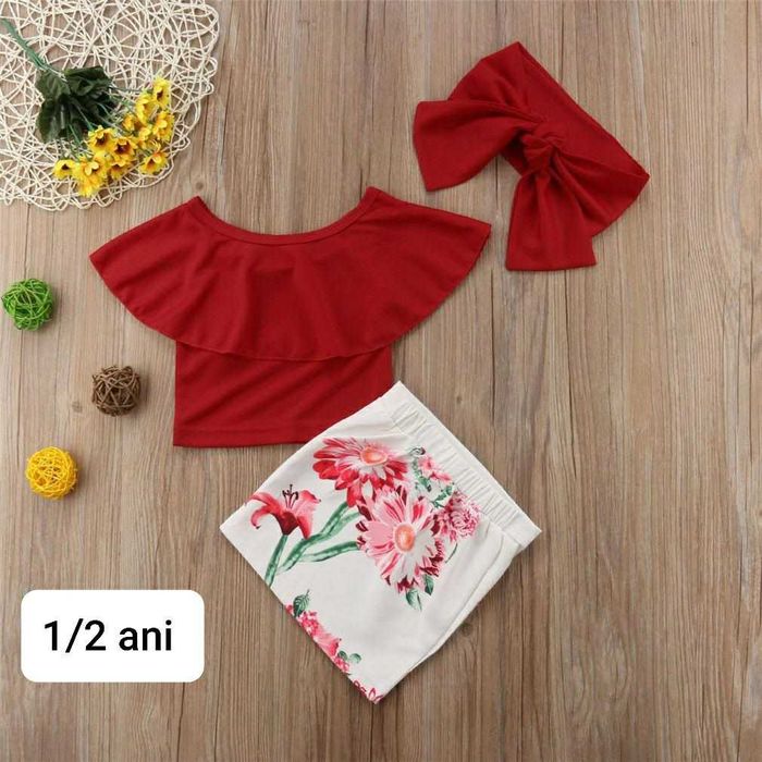 Compleu cu fustita  si bentita 
3 pie