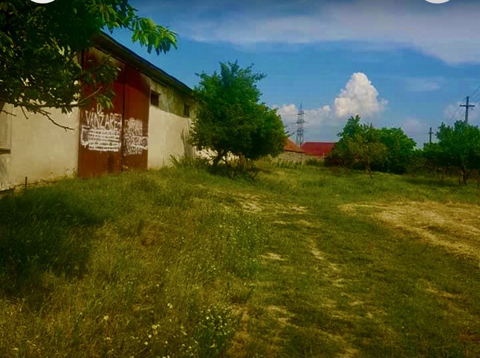 Teren intravilan cu constructie