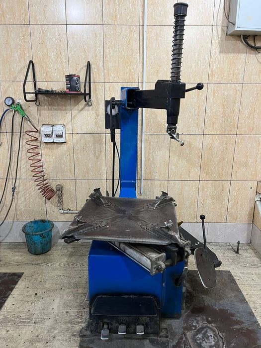 Продам б/у шиномонтаж ный станок