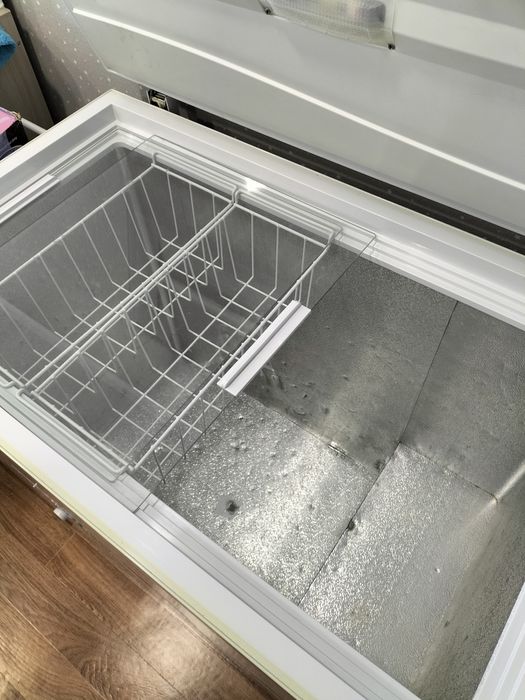 Продам морозильник