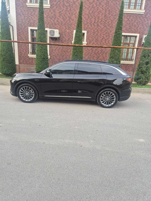 Автомобиль Leapmotor C11 restyling 2025