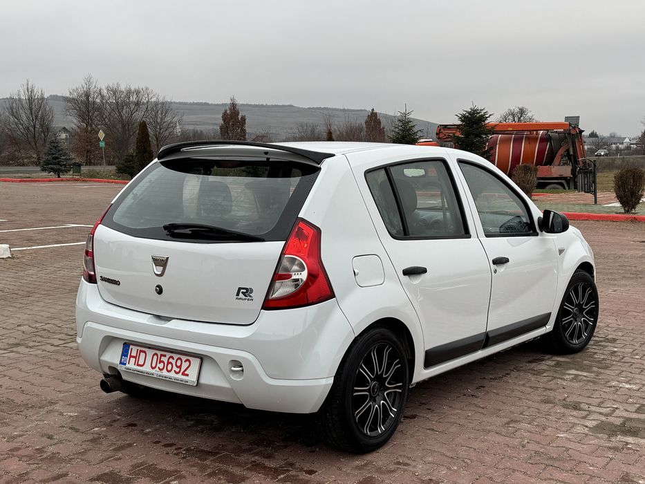 Vând Dacia Sandero Motor 1.2 Benzină 75 CP 2012 Euro 5 Import Germania
