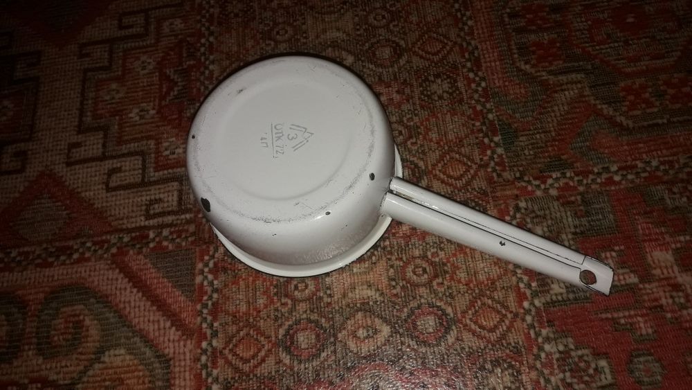 Ковшик эмалированный