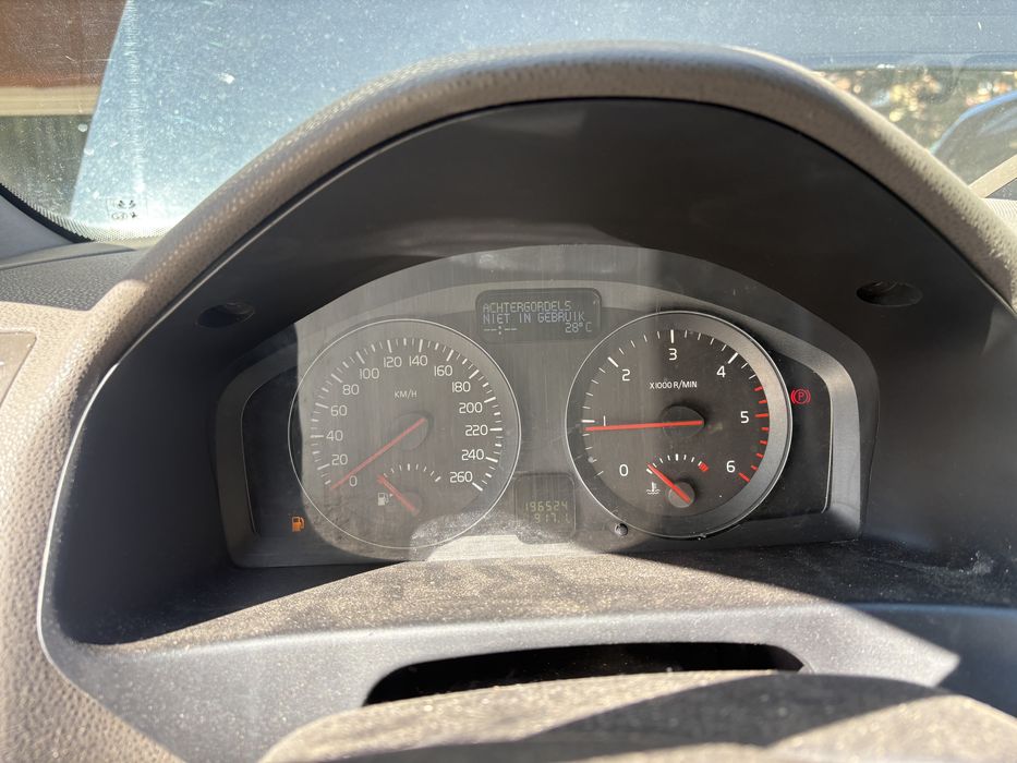 volvo/schimn v50 1.6 hdi 2010 necesita mica atentie