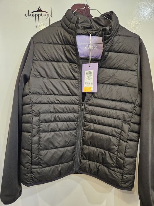 Дамско ново яке!