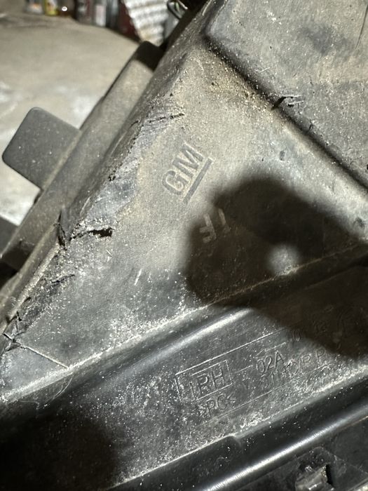 GM Оригинал фара р3 бампер